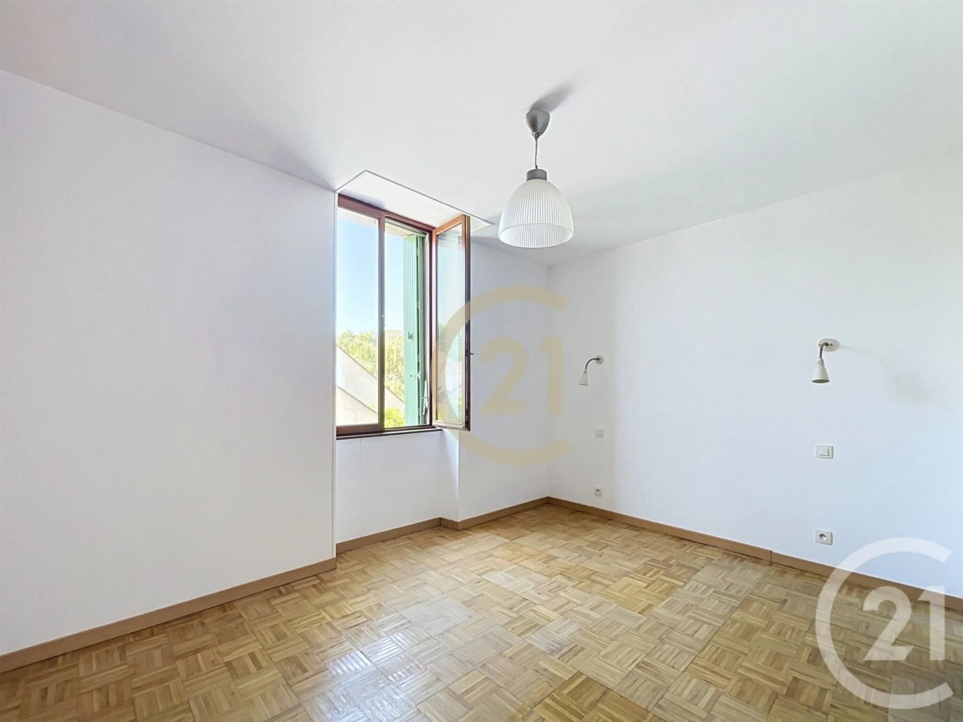 Appartement à louer, 72m², Neuville-sur-Oise