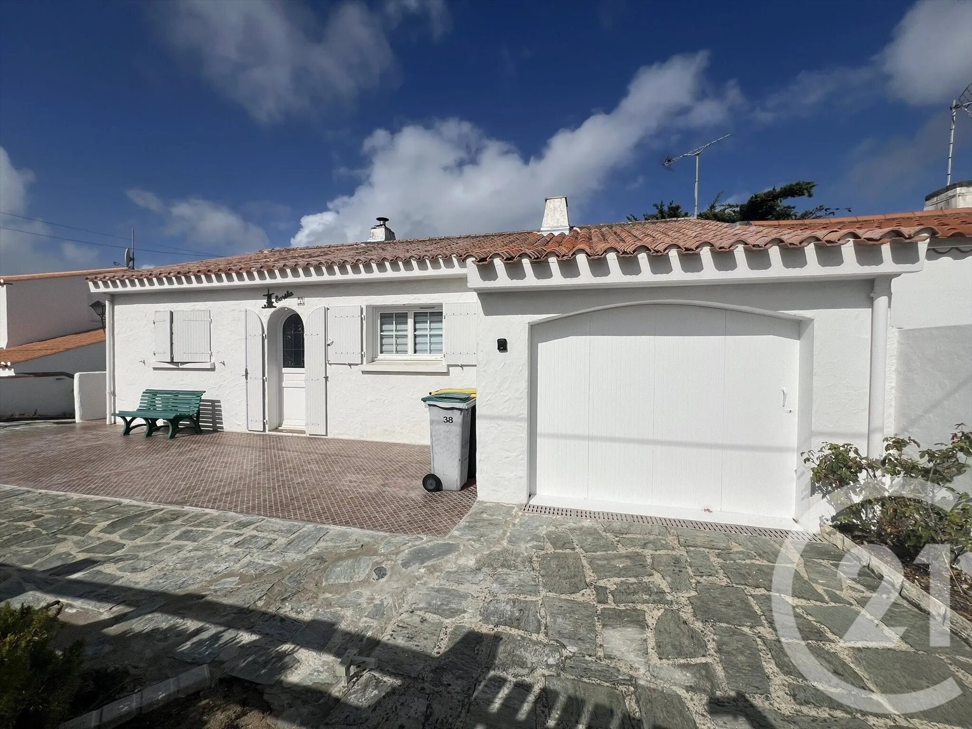 Maison à louer, 82m², Barbâtre