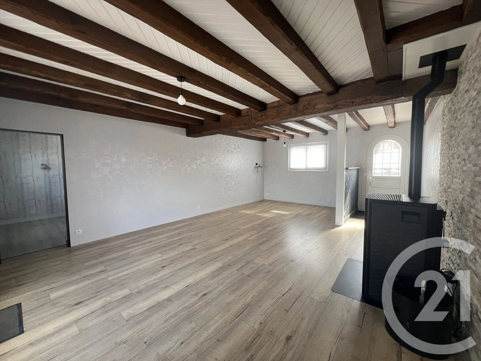 Maison à louer, 82m², Barbâtre