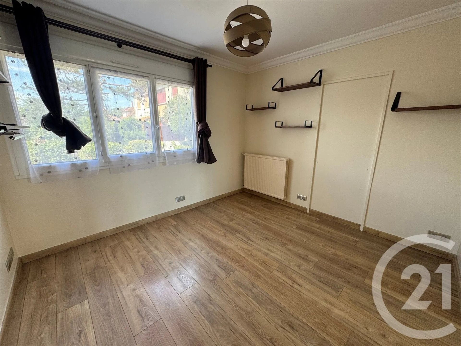 Maison à louer, 95m², Ollainville