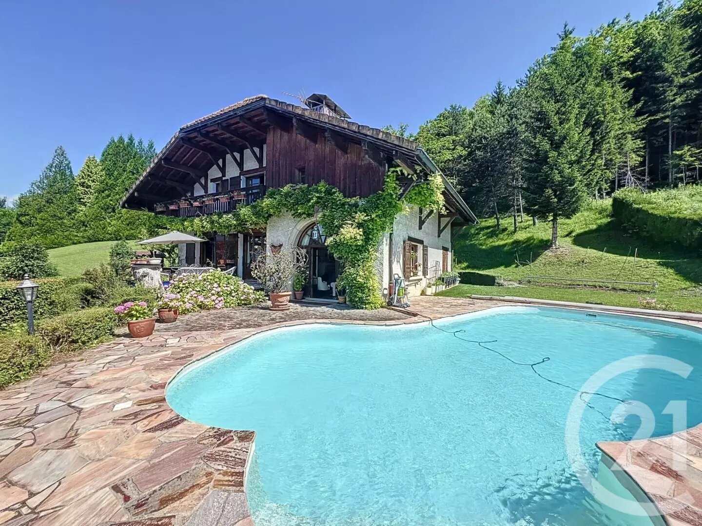 Maison à vendre, 212m², Thyez