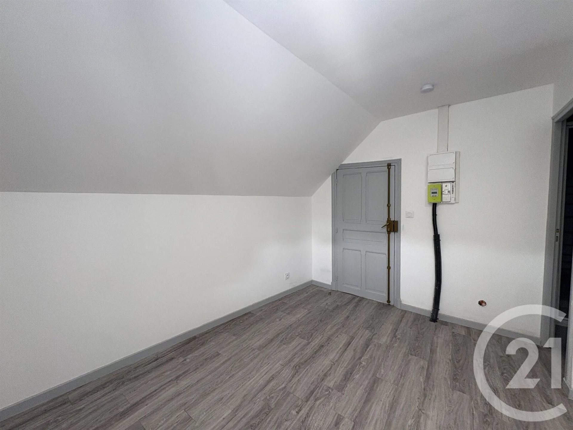 Appartement à louer, 16m², Saint-Quentin