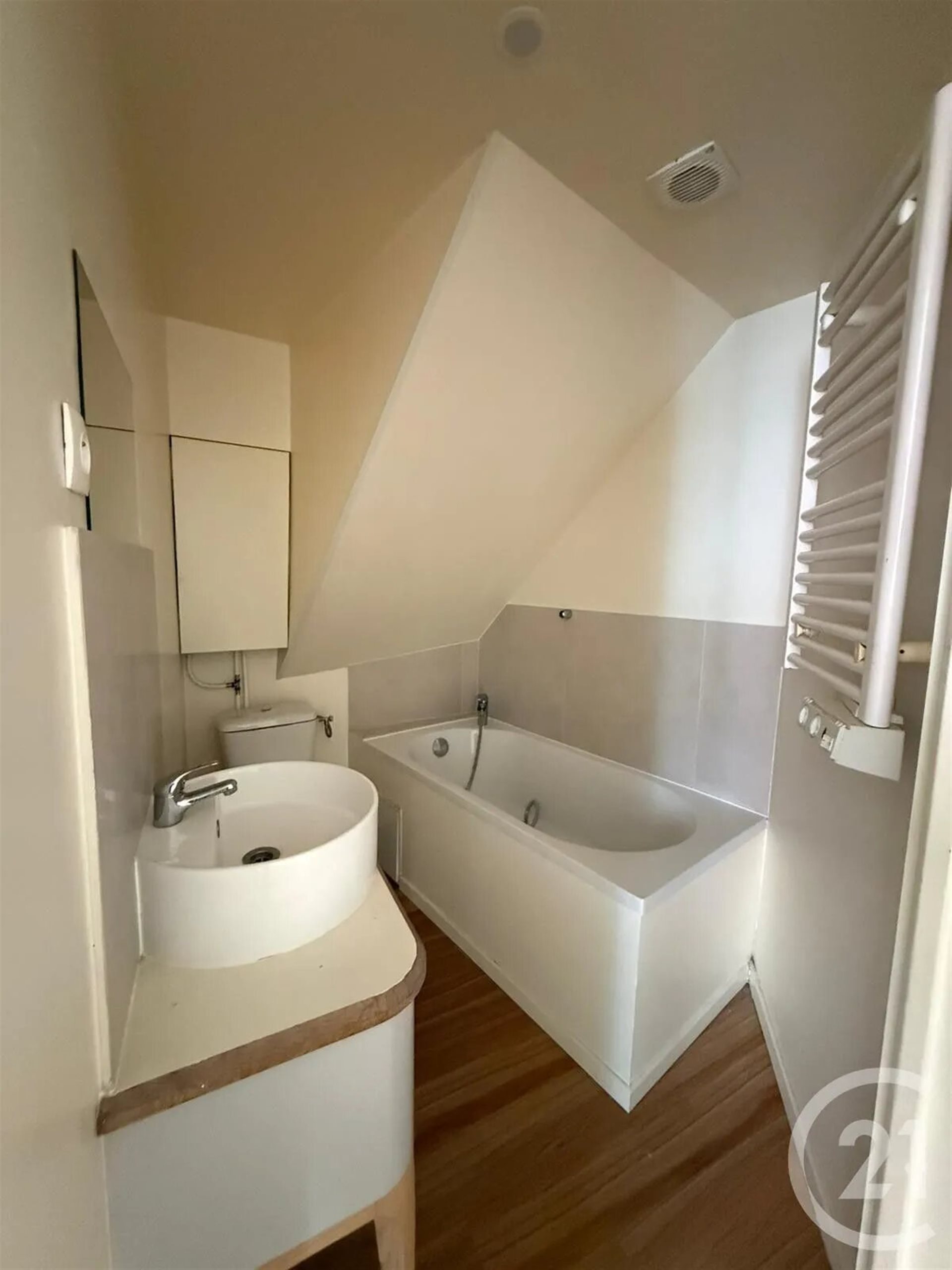 Appartement à vendre, 300m², Saint-Quentin