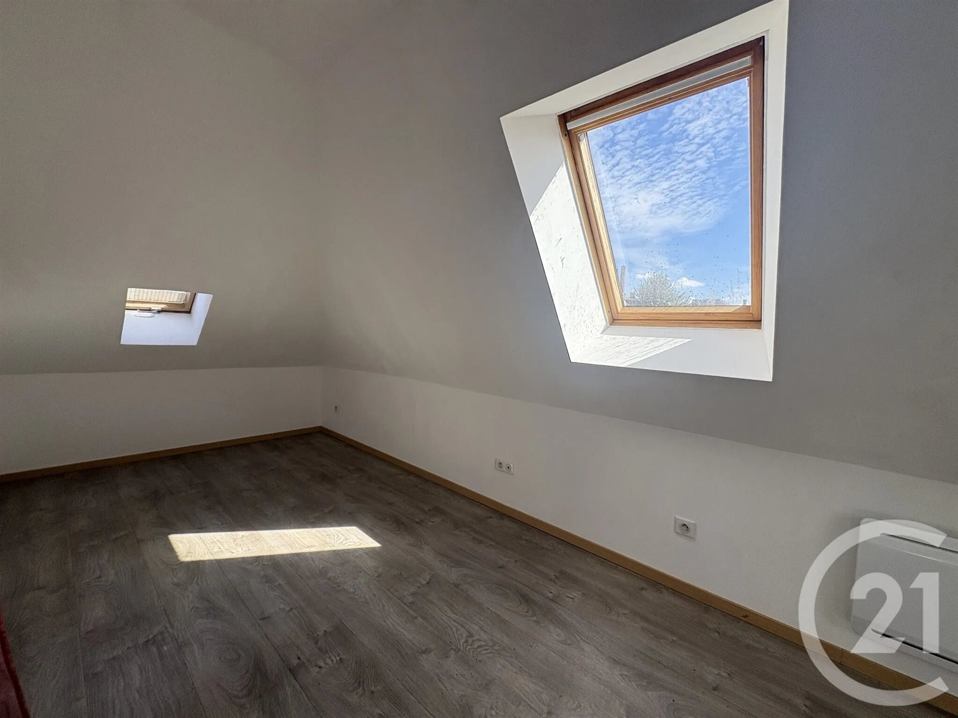 Appartement à louer, 11m², Saint-Quentin