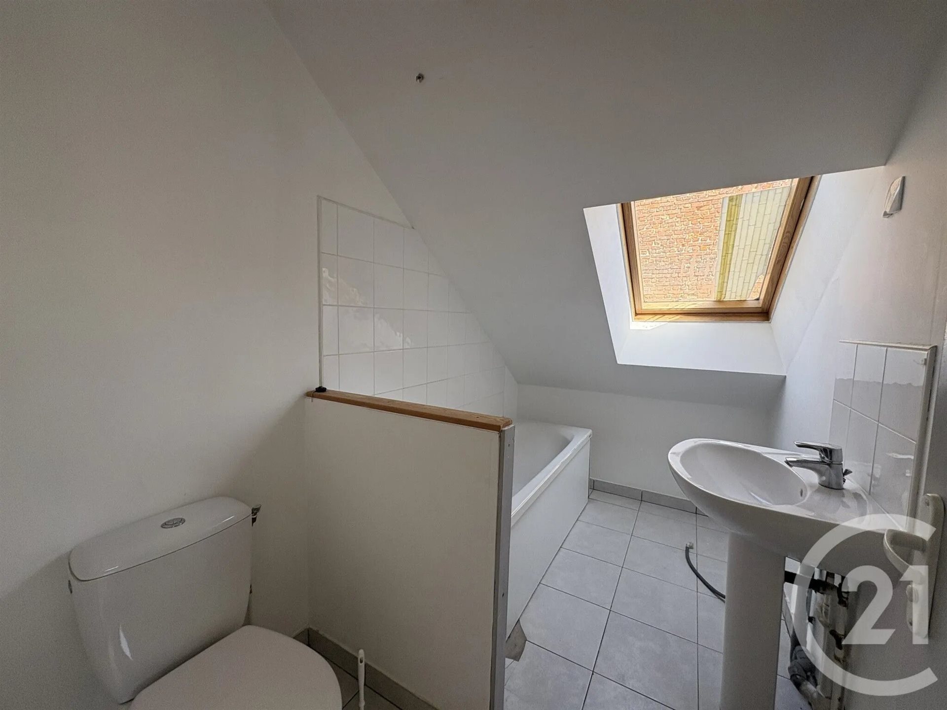 Appartement à louer, 11m², Saint-Quentin