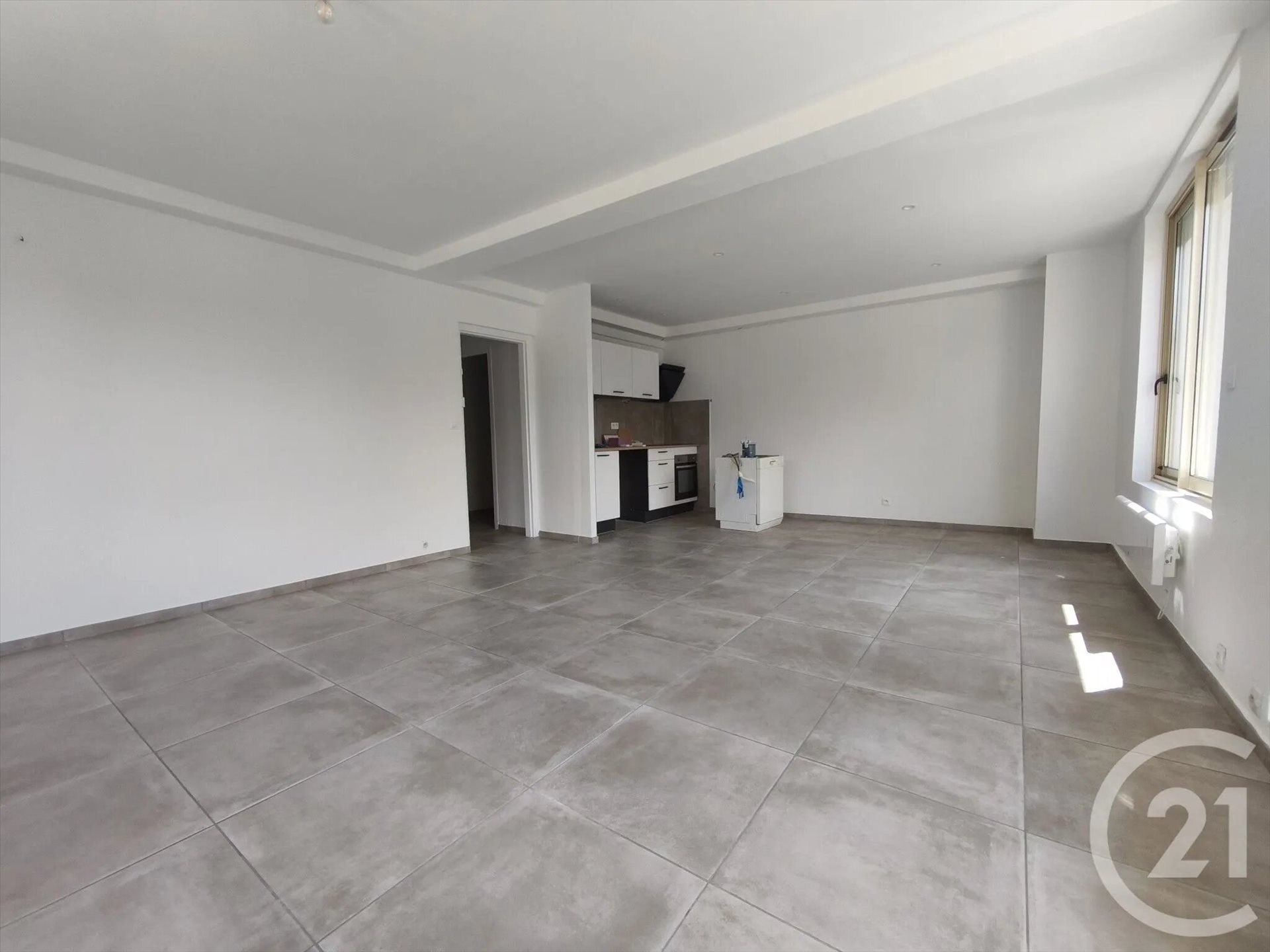Appartement à louer, 82m², Aubenas