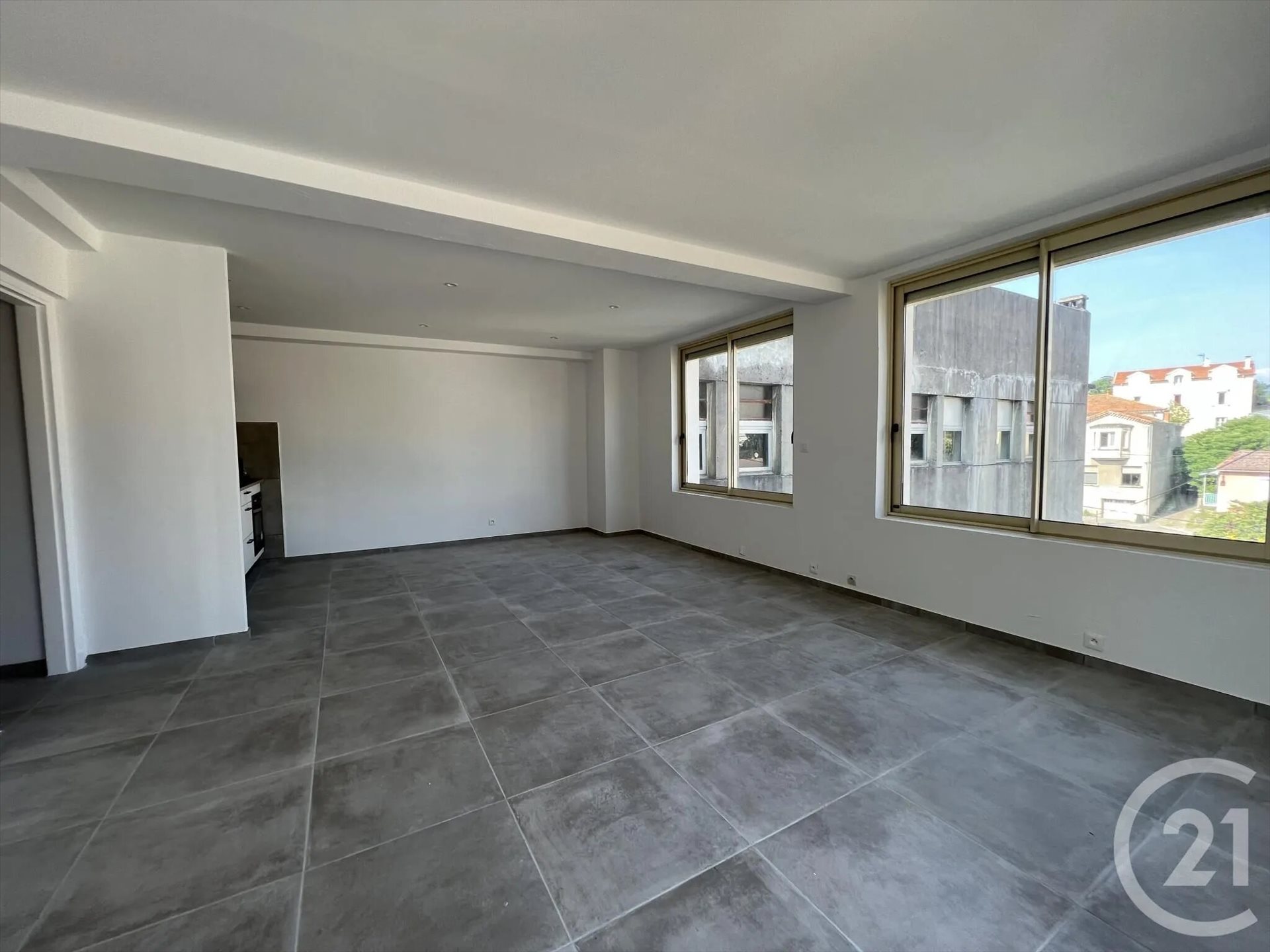Appartement à louer, 82m², Aubenas