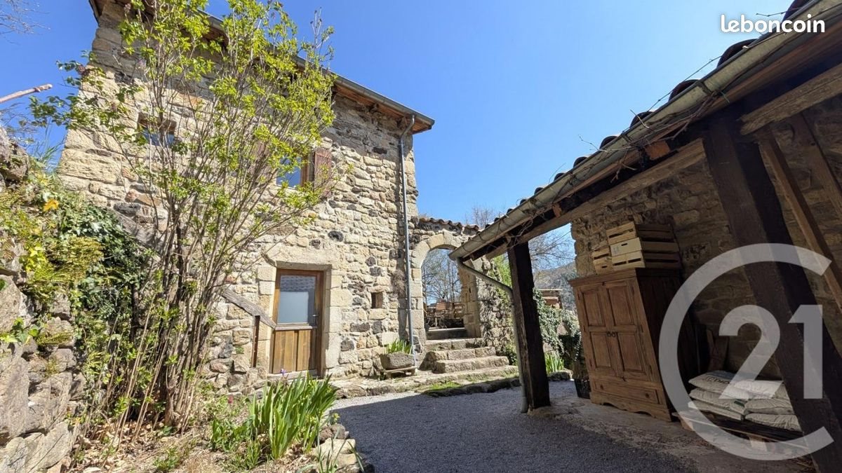 Maison à vendre, 209m², Aizac