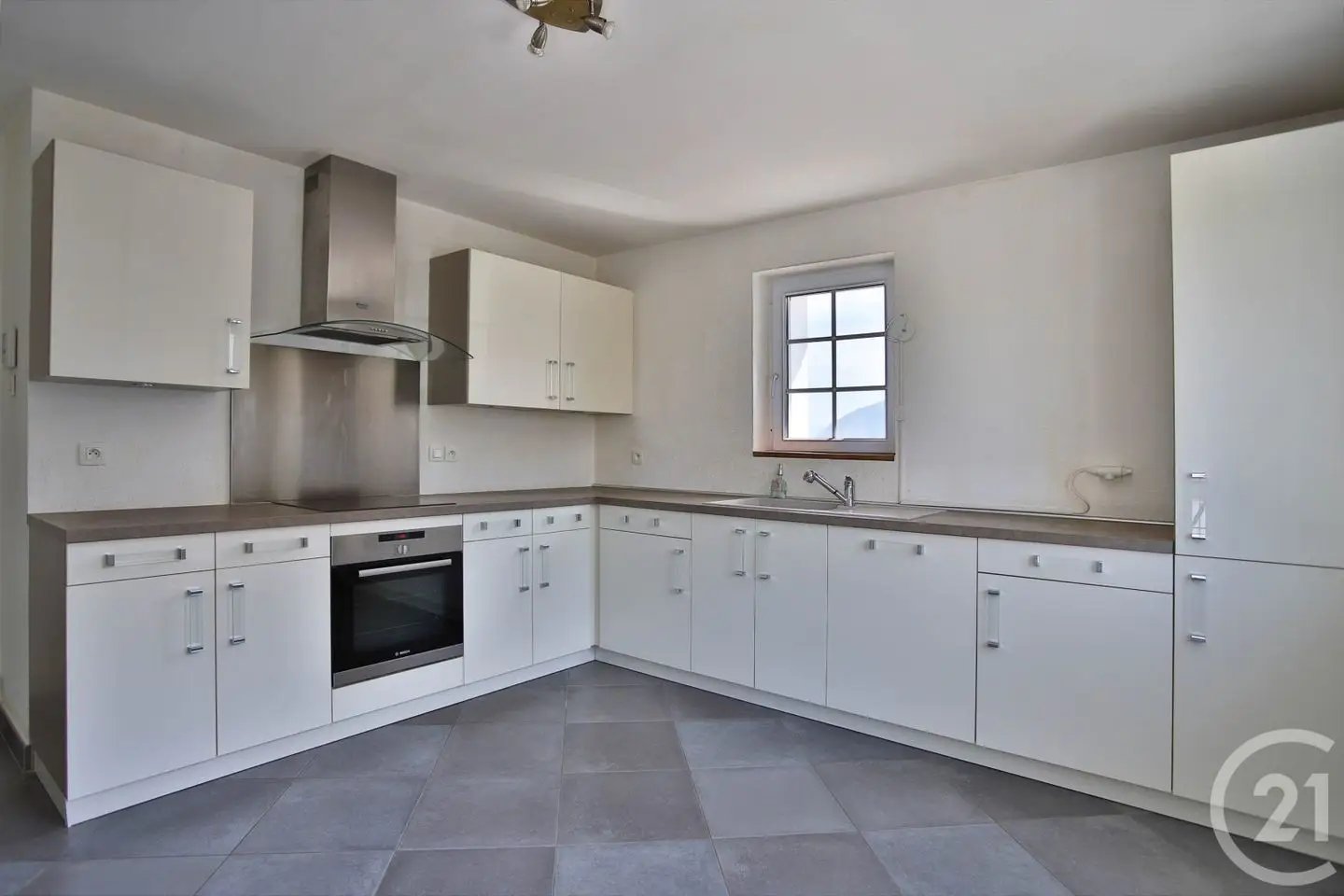 Maison à vendre, 192m², Feigères