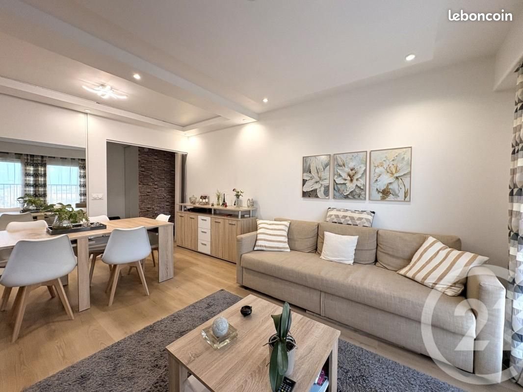 Appartement à vendre, 68m², Vénissieux