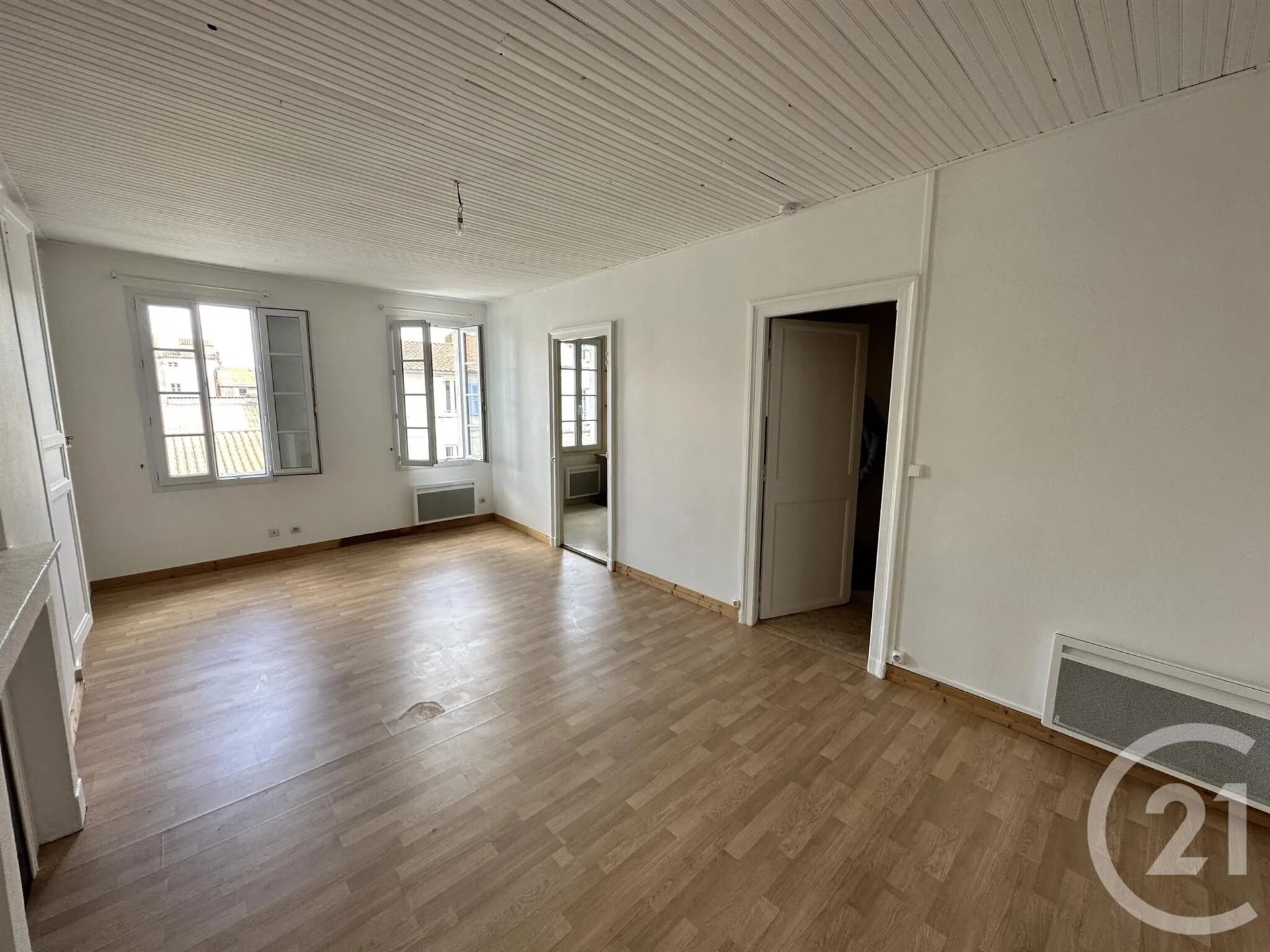 Appartement à louer, 60m², Rochefort