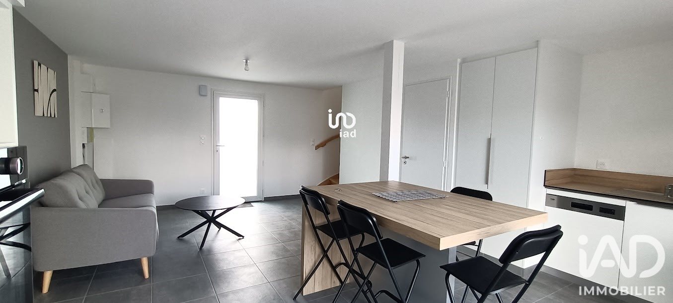 Maison à louer, 57m², Vieillevigne
