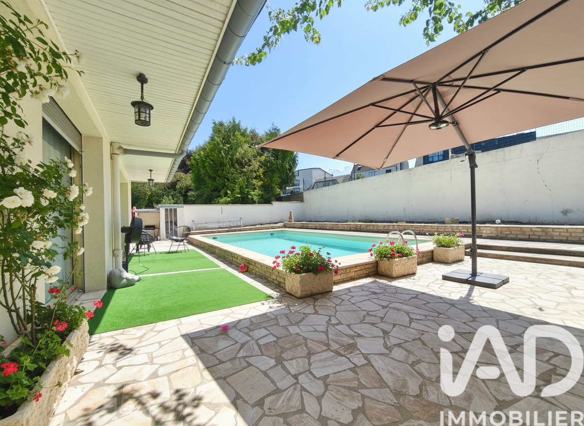 Maison à vendre, 303m², Noisy-le-Grand