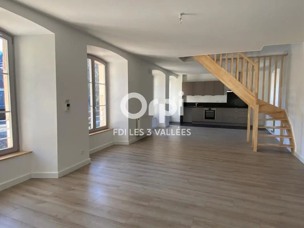 Appartement à louer, 93m², Thann