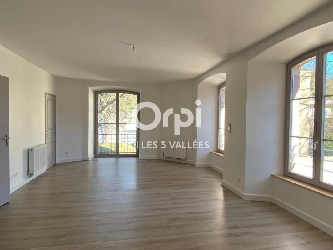 Appartement à louer, 93m², Thann