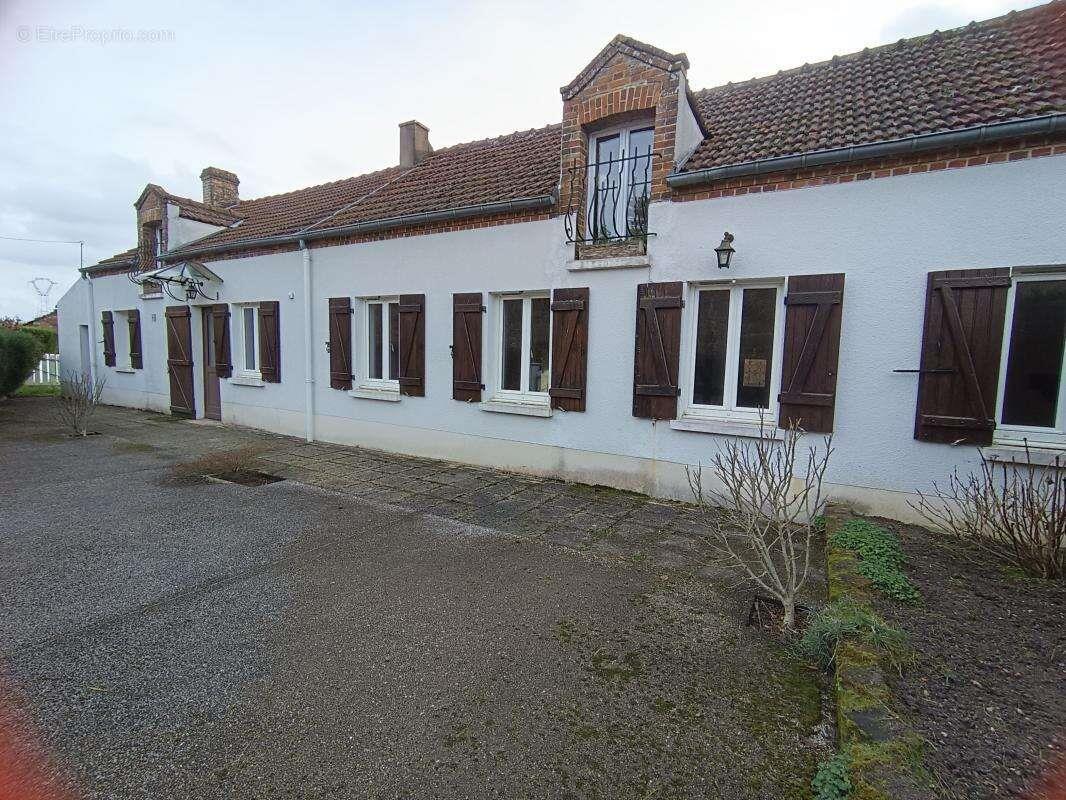 Maison à vendre, 146m², Marcilly-en-Villette