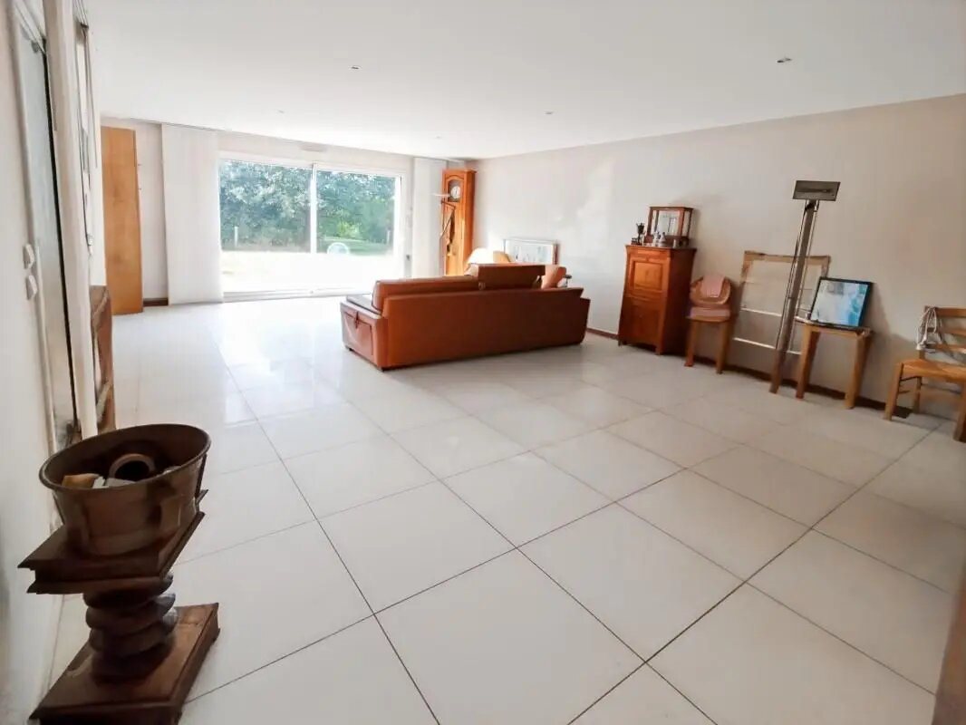Maison à vendre, 242m², Selles-Saint-Denis