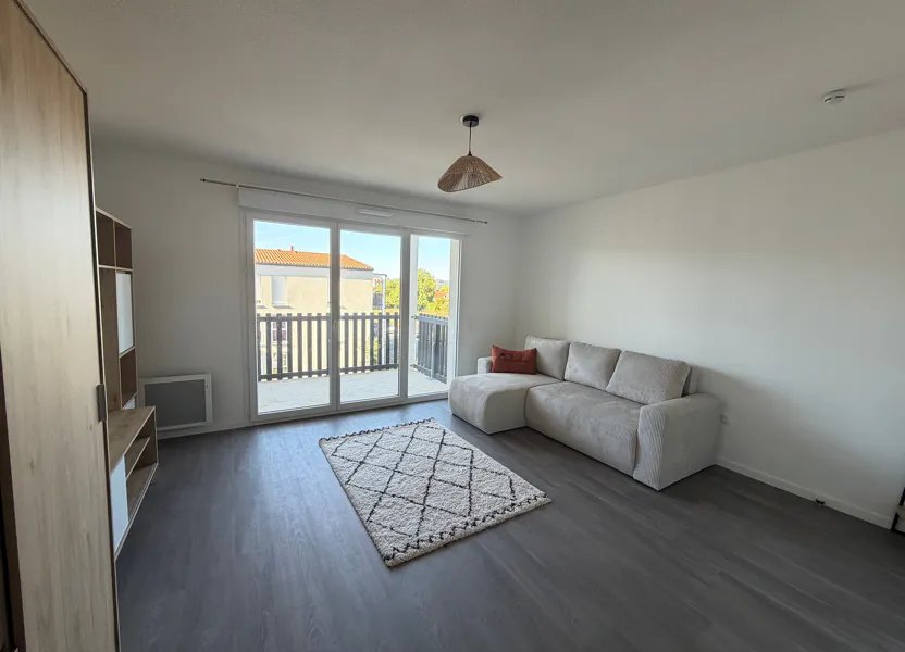 Appartement à louer, 31m², Lons