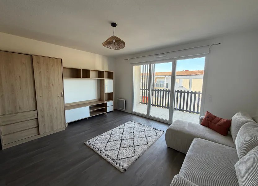 Appartement à louer, 31m², Lons