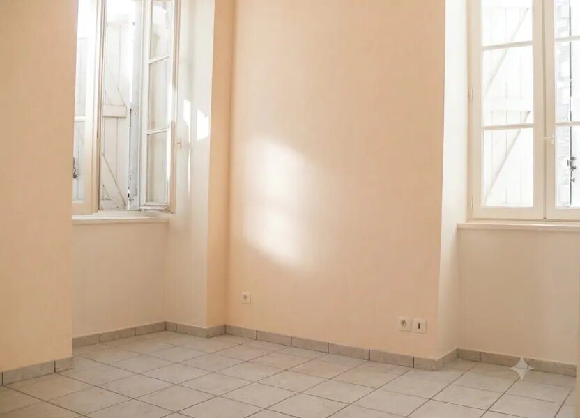 Appartement à vendre, 47m², Nay