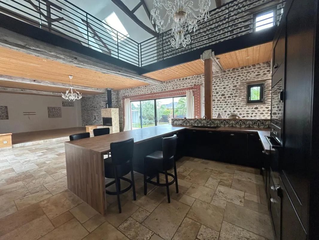 Maison à vendre, 402m², Denguin