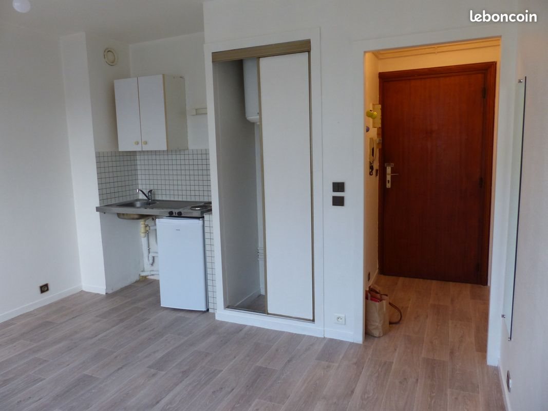 Appartement à louer, 18m², Pau