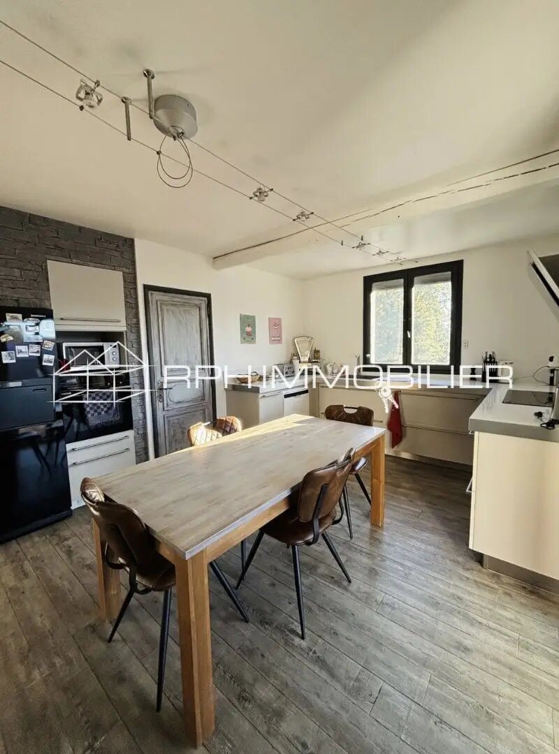 Maison à vendre, 132m², Saint-Victurnien