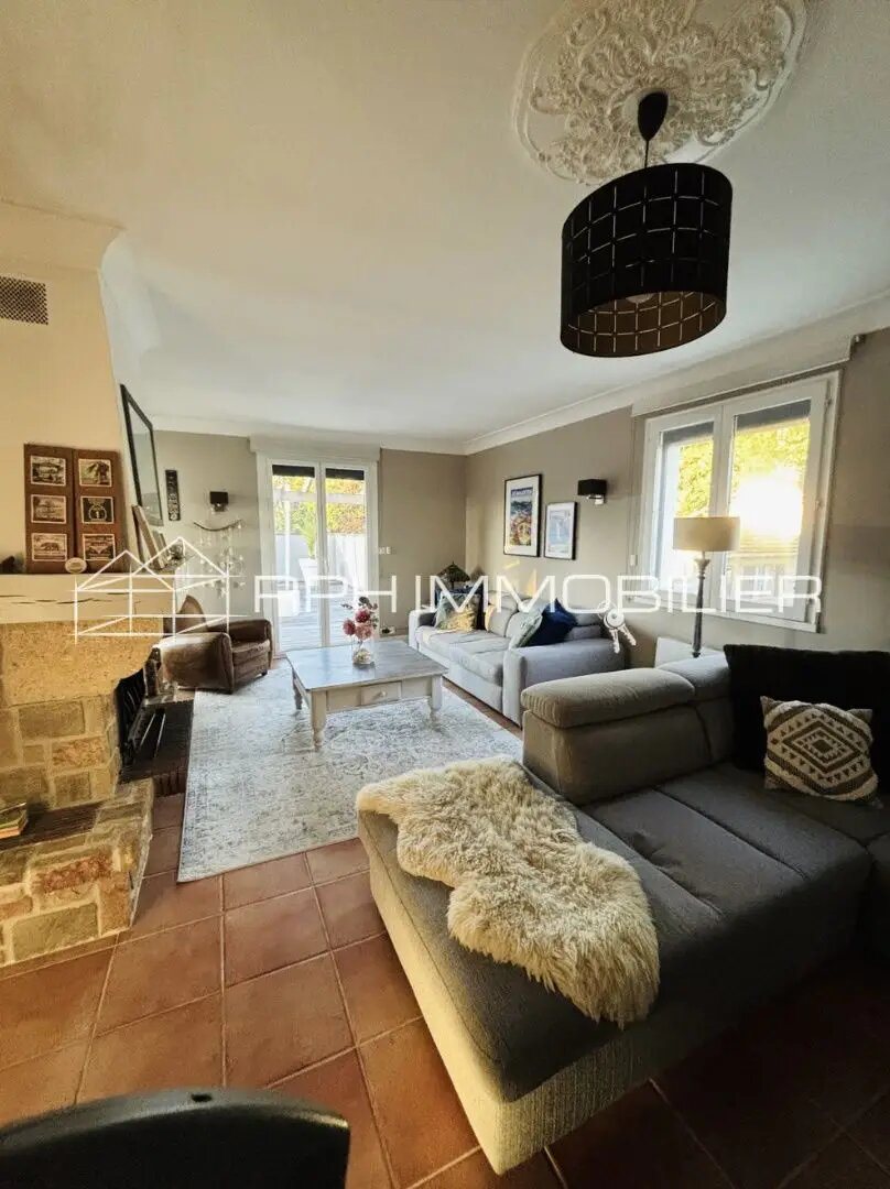 Maison à vendre, 132m², Saint-Victurnien