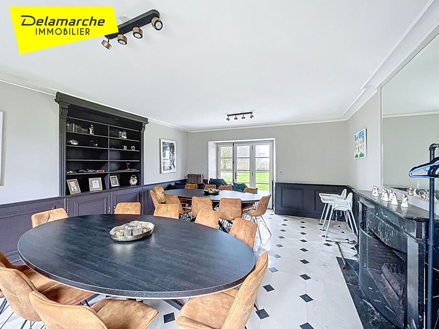 Maison à vendre, 259m², Saint-Denis-le-Gast