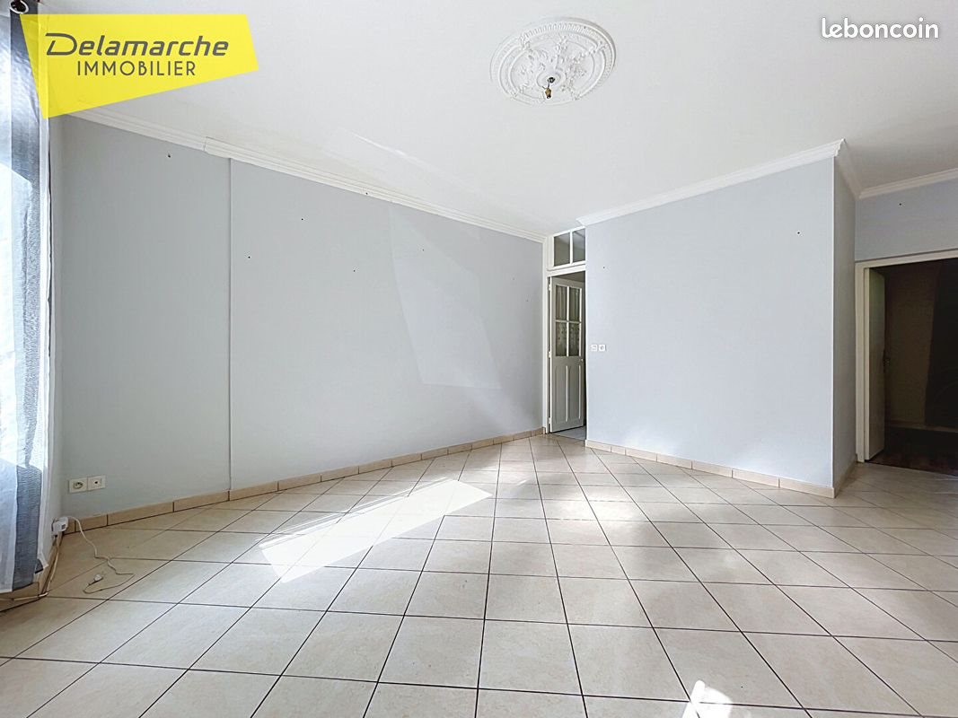 Appartement à vendre, 43m², Saint-Hilaire-du-Harcouët