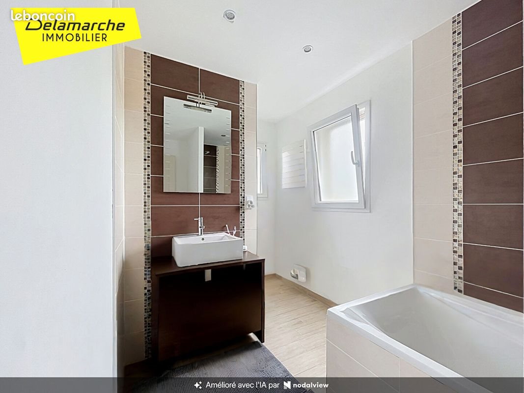 Maison à vendre, 123m², Sartilly