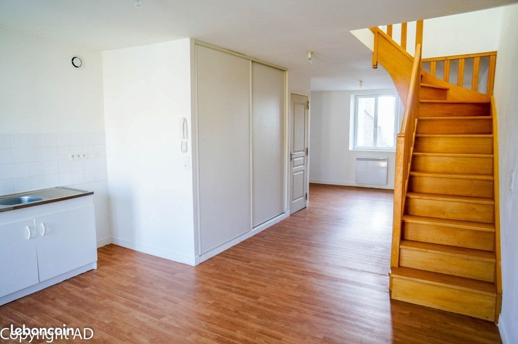 Appartement à louer, 63m², Gavray