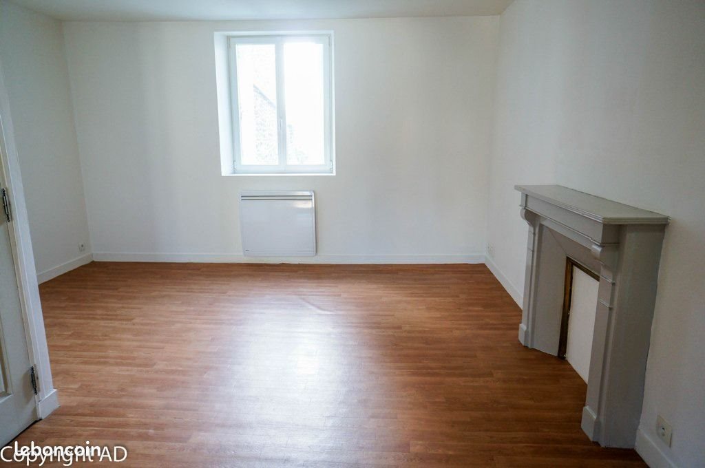 Appartement à louer, 63m², Gavray