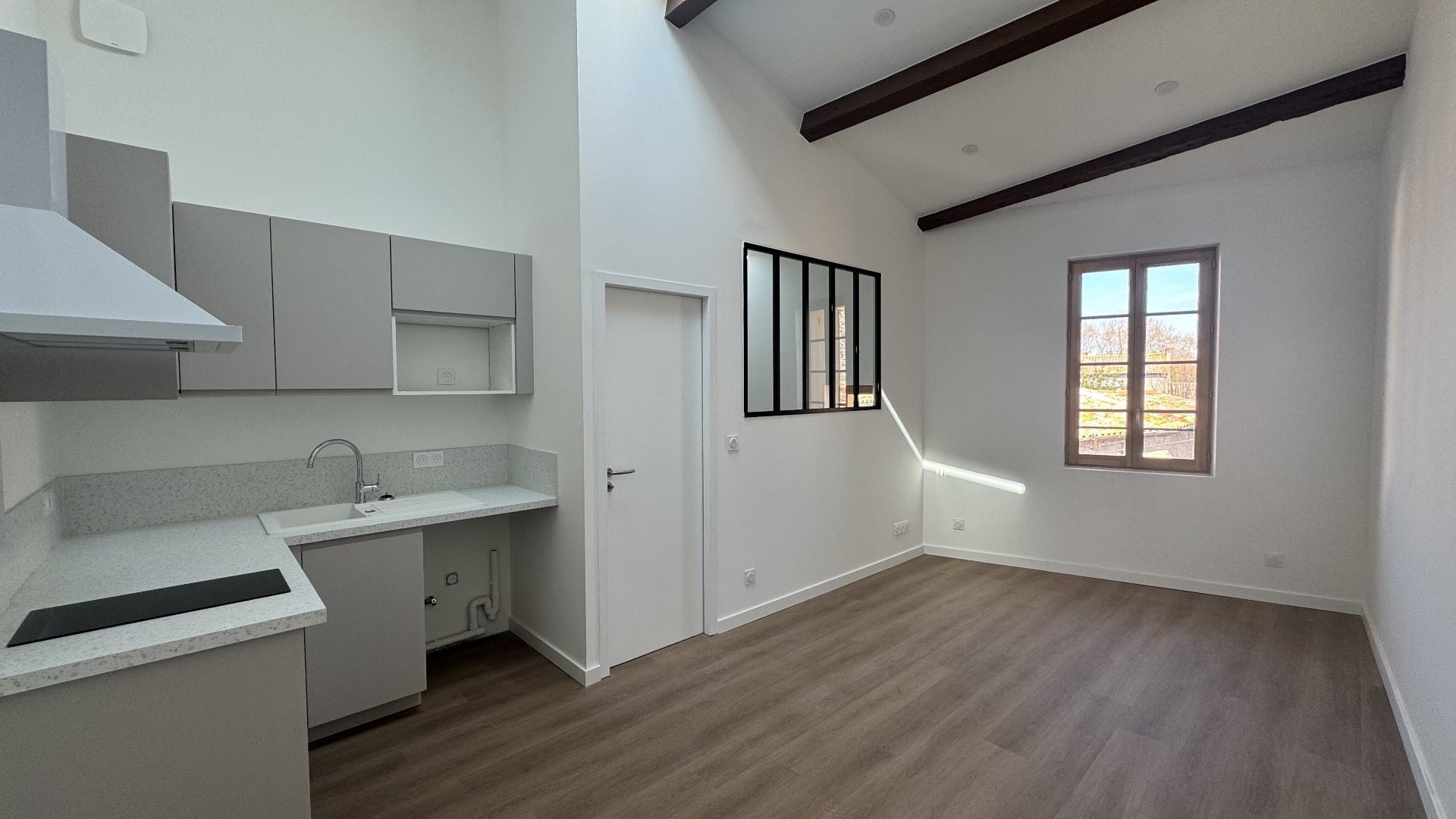 Appartement à louer, 31m², Saint-Thibéry