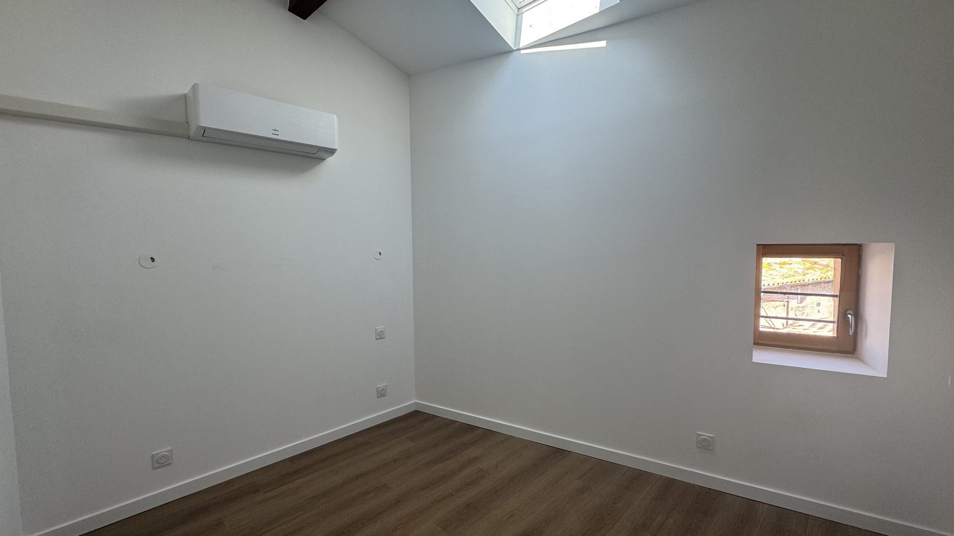 Appartement à louer, 31m², Saint-Thibéry