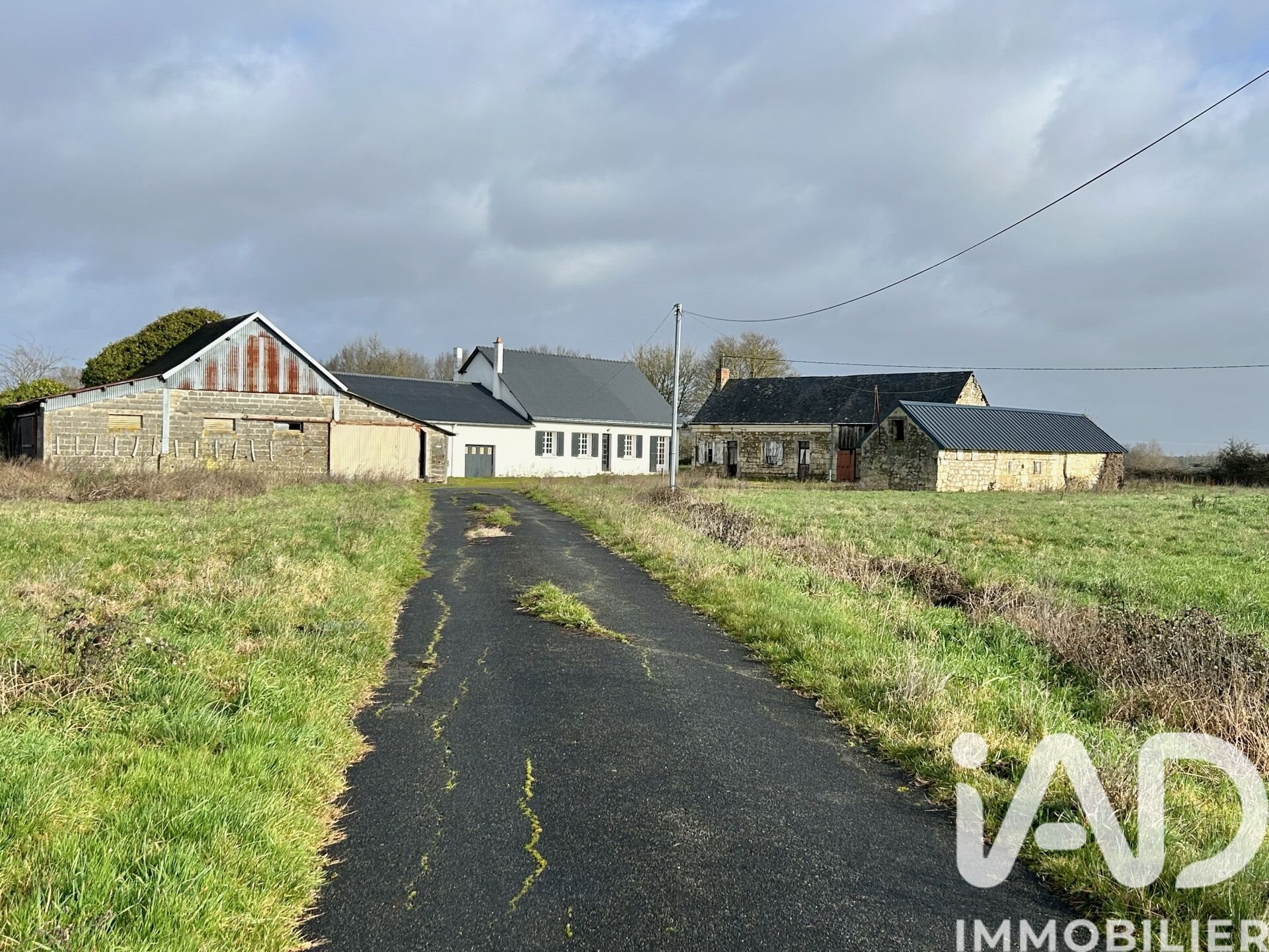 Maison à vendre, 105m², Vernoil-le-Fourrier