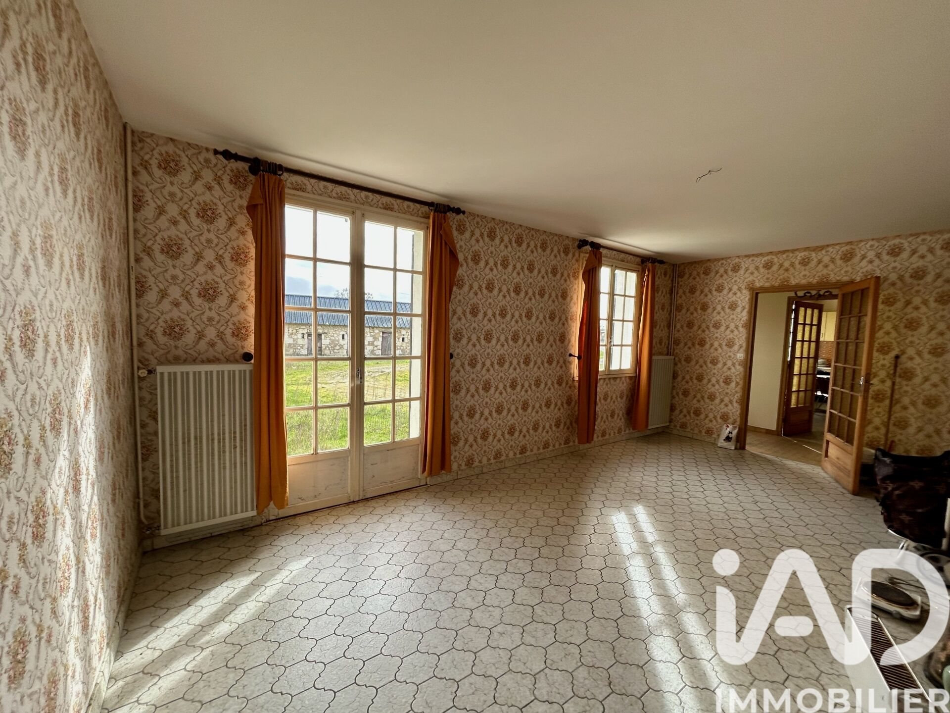 Maison à vendre, 105m², Vernoil-le-Fourrier
