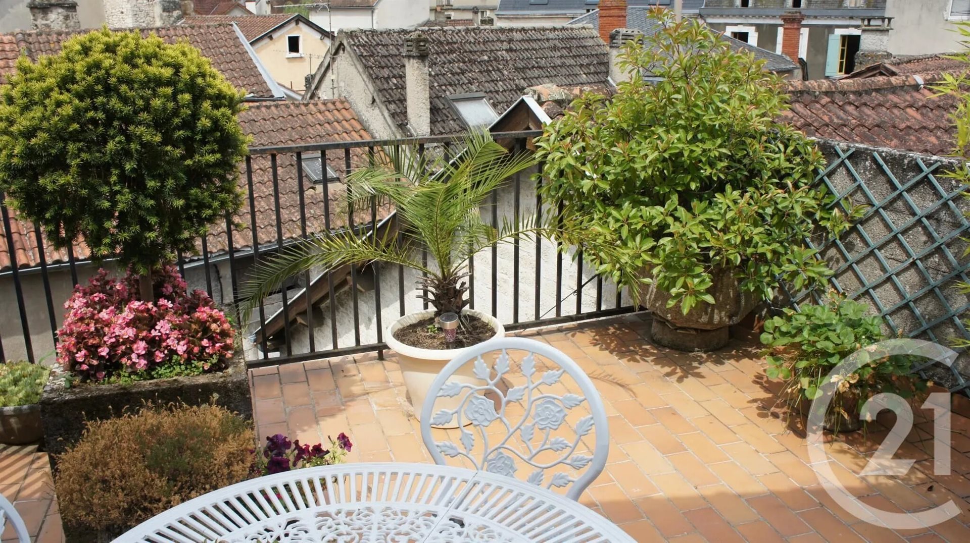 Appartement à louer, 90m², Souillac