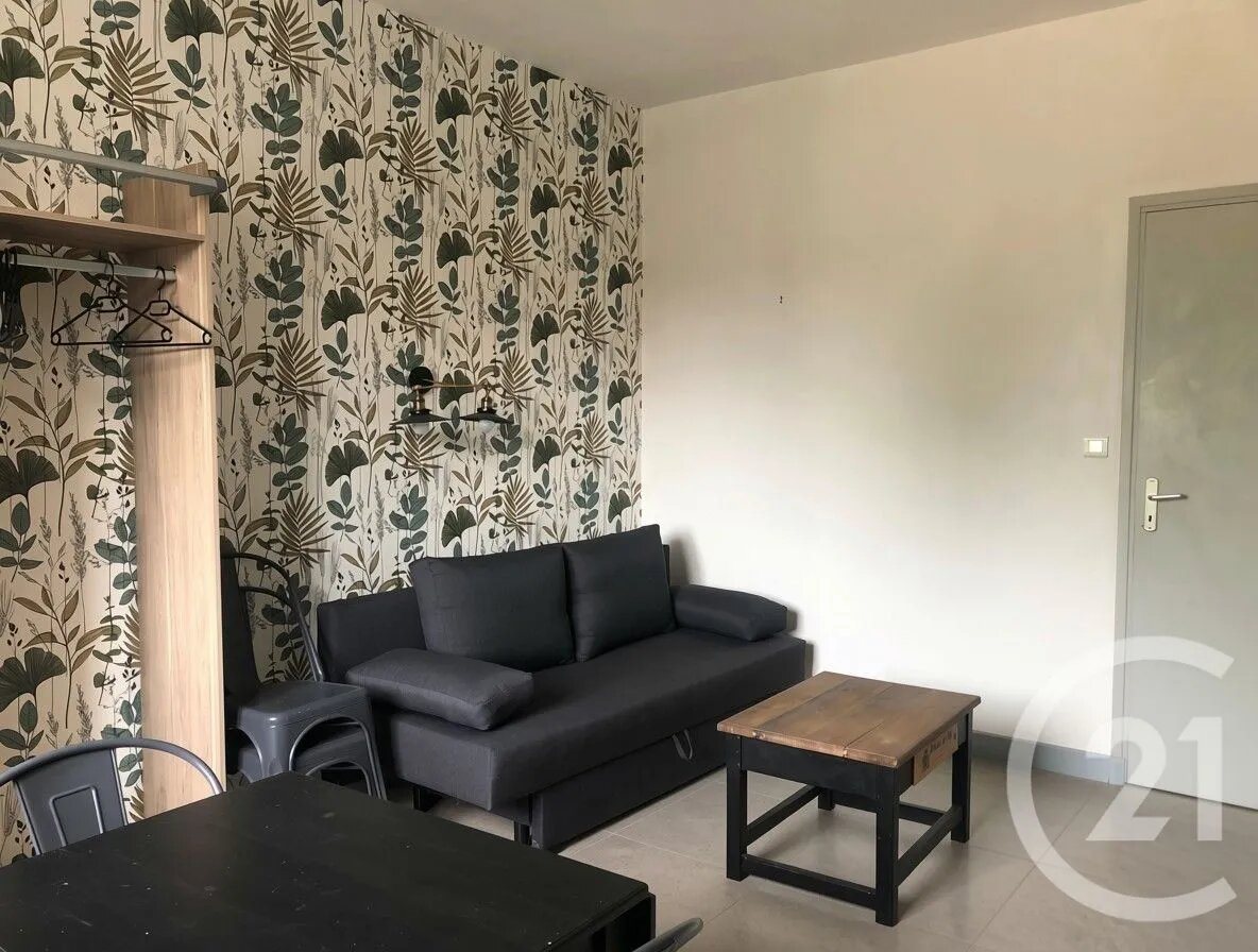 Appartement à louer, 17m², Souillac