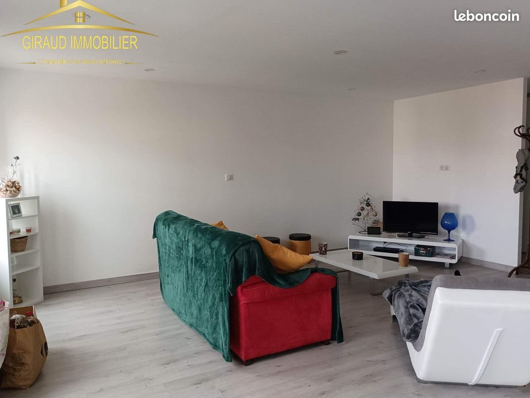 Appartement à louer, 90m², Chandon
