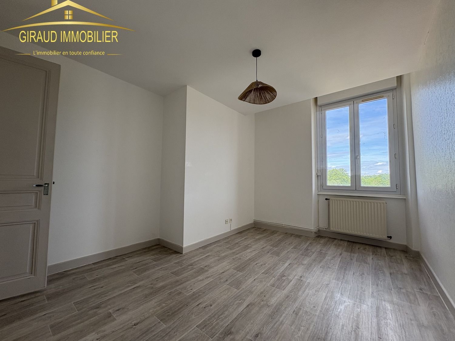 Appartement à louer, 58m², Saint-Denis-de-Cabanne
