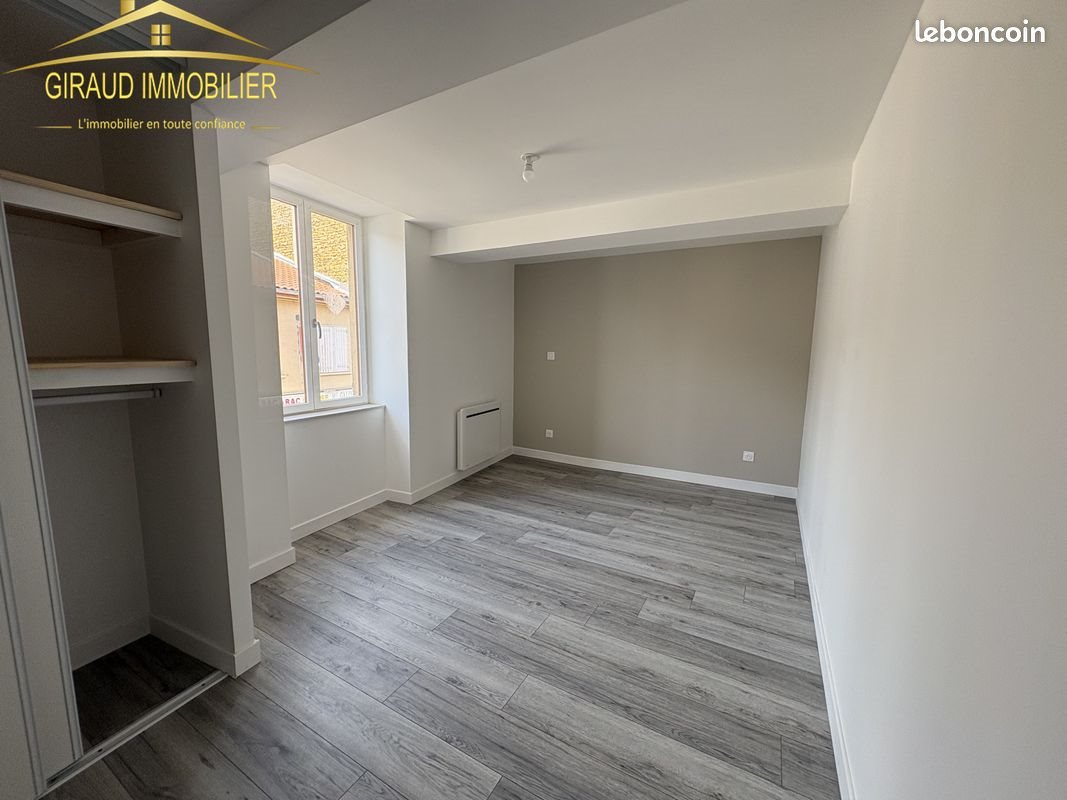 Appartement à louer, 53m², Charlieu