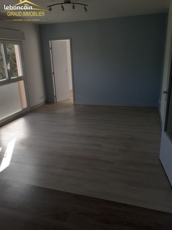 Appartement à louer, 48m², Roanne