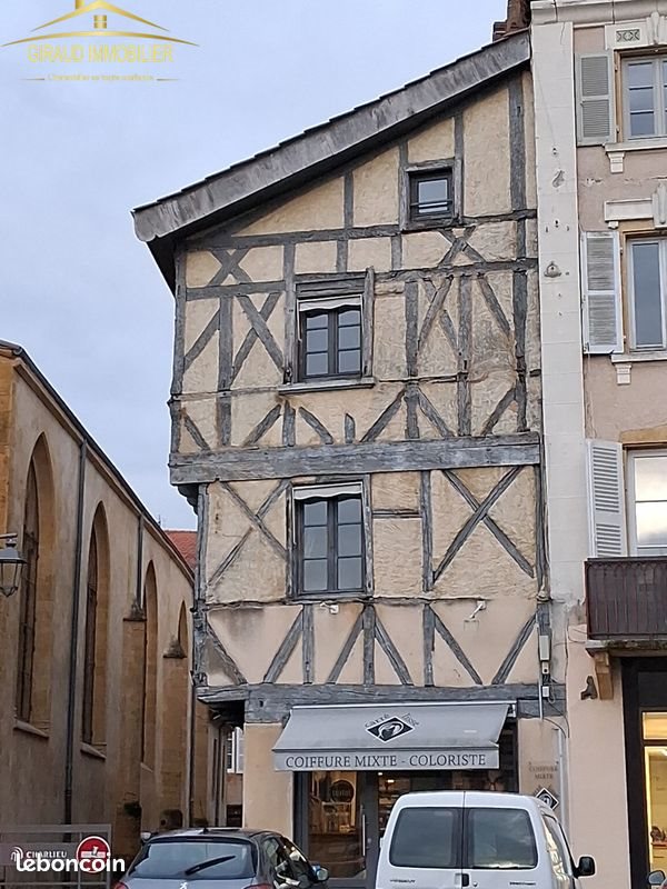 Appartement à vendre, 222m², Charlieu