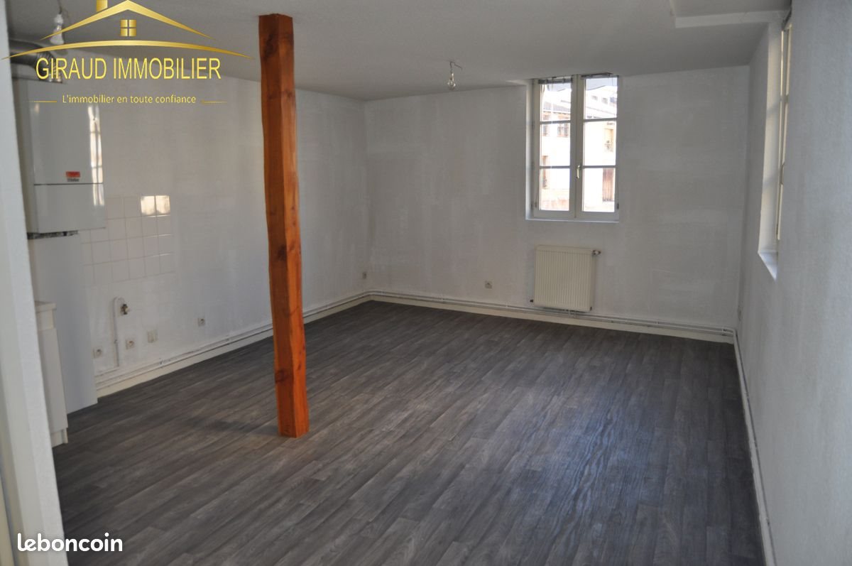 Appartement à vendre, 222m², Charlieu