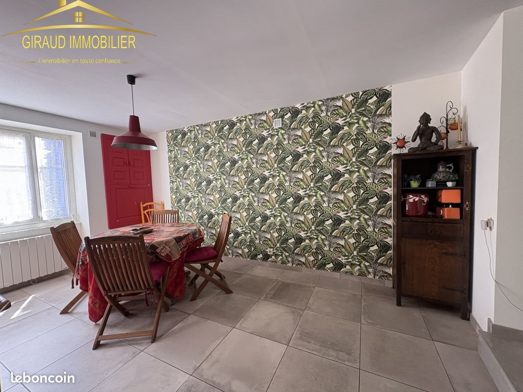 Appartement à vendre, 111m², Chauffailles