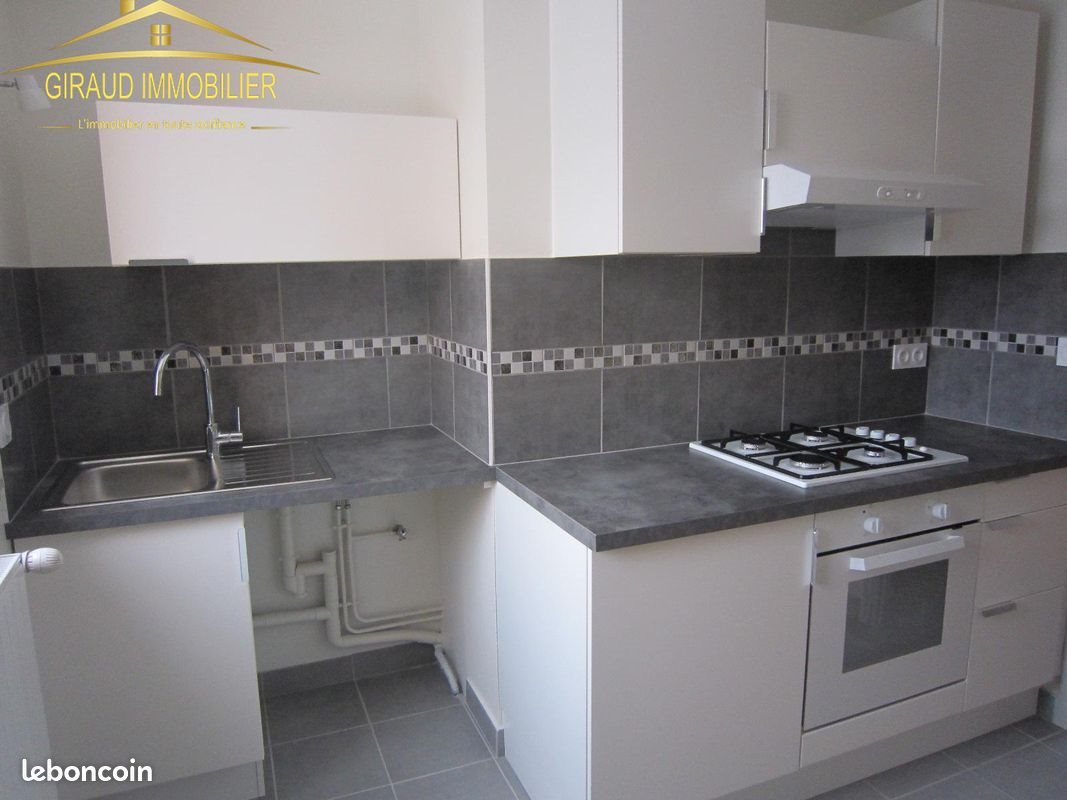 Appartement à louer, 48m², Roanne