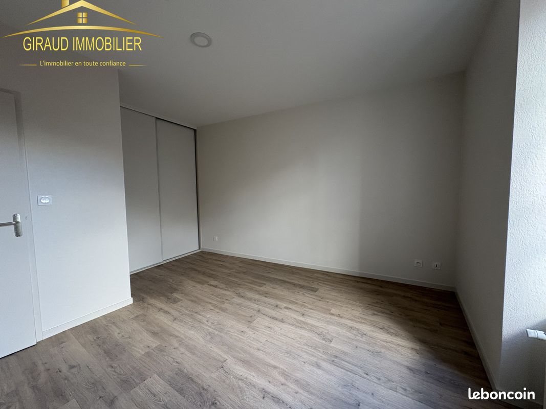 Appartement à louer, 70m², Charlieu