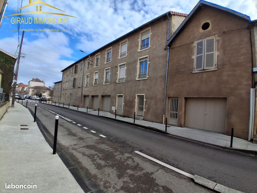 Appartement à vendre, 524m², Charlieu