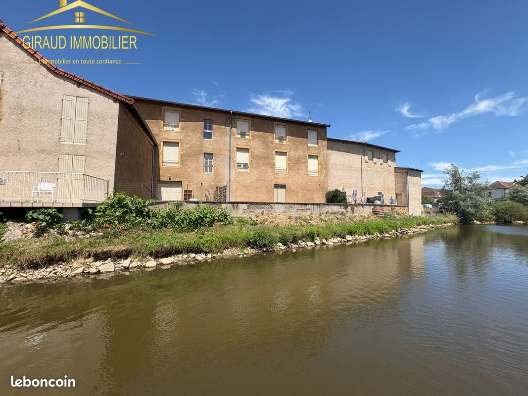 Appartement à vendre, 524m², Charlieu